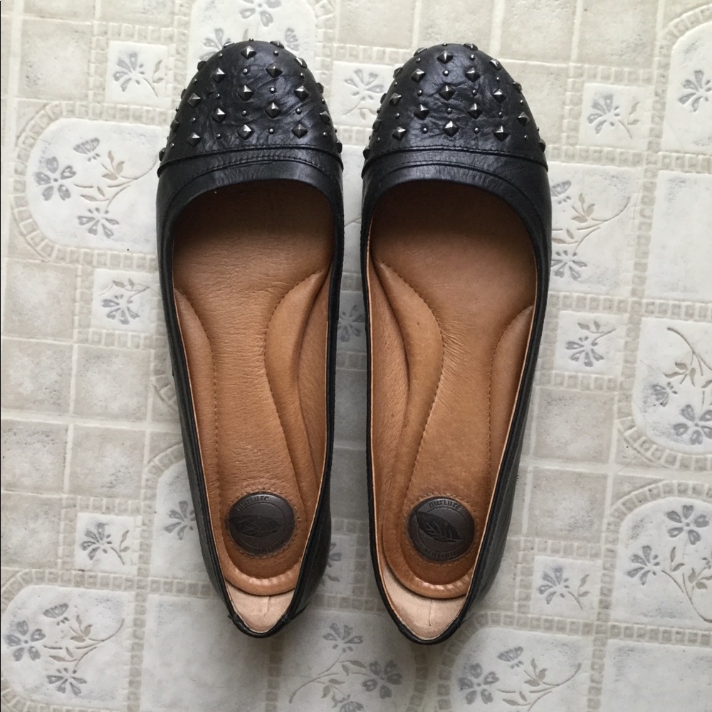 Black Flats